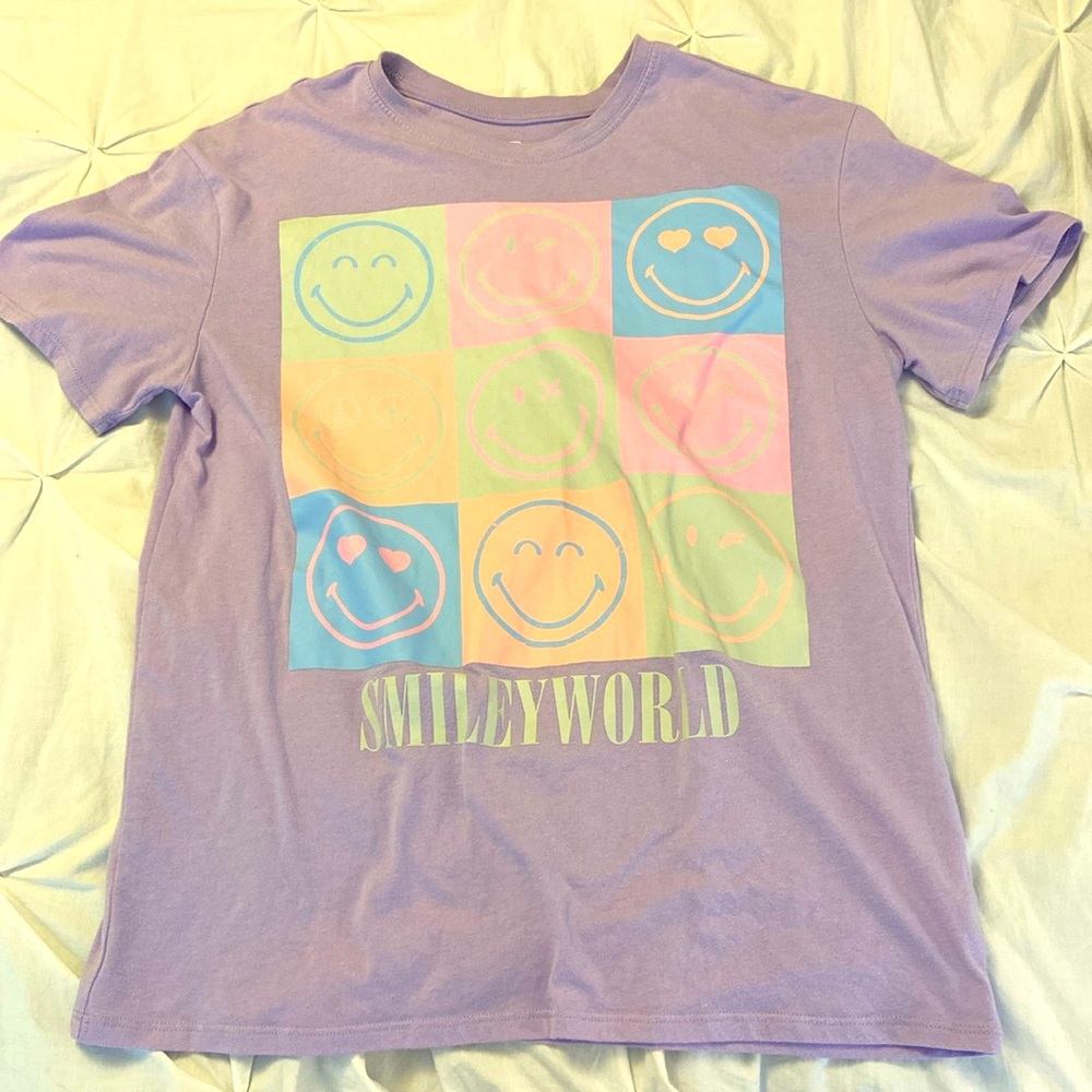 purple smiley world t-shirt